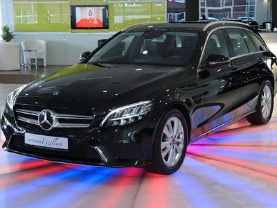 Gebraucht Mercedes C200 184 PS (135 kW) 2020 Obsidianschwarz Kombi