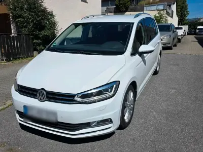 Gebraucht VW Touran 150 PS (110 kW) 2016 Weiß Van / Kleinbus