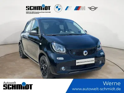 Gebraucht Smart ForFour Electric Drive Passion 60 kW (82 PS) 2018 Schwarz