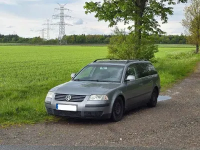 Usata VW Passat Comfortline 131 CV (96 kW) 2004 Grigio Station wagon