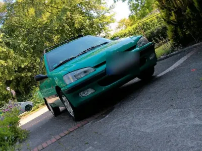Gebraucht Peugeot 106 60 PS (44 kW) 1998 Grün Kleinwagen