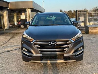 Usata Hyundai Tucson Premium 177 CV (130 kW) 2016 Grigio SUV