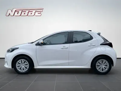 Gebraucht Toyota Yaris Hybrid Business Edition 116 PS (85 kW) 2025 Schneeweiß Kleinwagen