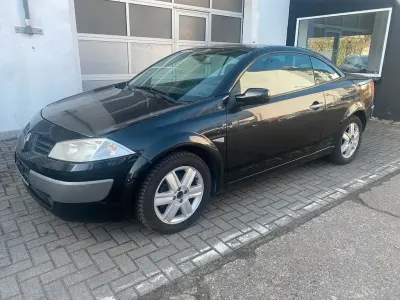 Używany Renault Mégane Cabriolet Privilege 135 KM (99 kW) 2006 Czarny Kabriolet