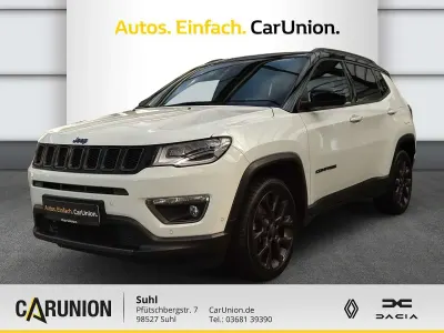 Käytetty Jeep Compass 241 HP (177 kW) 2021 Musta Katumaasturi