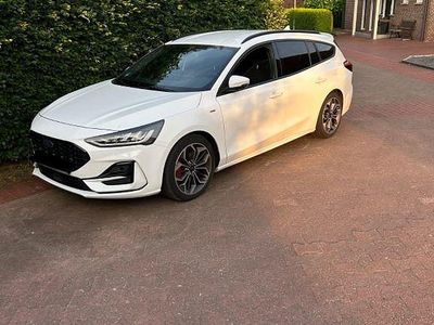 Usata Ford Focus ST-Line 120 CV (88 kW) 2022 Bianco Station wagon
