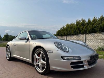 Porsche 911 Carrera