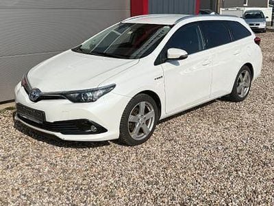 Gebraucht Toyota Auris Touring Sports Edition 99 PS (72 kW) 2015 Weiß Kombi