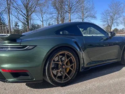 Gebraucht Porsche 992 650 PS (478 kW) 2024 60k/22l oakgreenmetallic Coupé