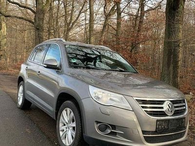Grau Gebraucht 2009 VW Tiguan Sportline SUV | 4.200 € (Superpreis)