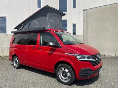 Używany VW California Beach 204 KM (150 kW) 2023 Czerwony Van