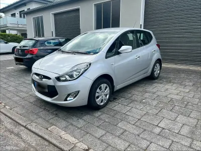 Gebraucht Hyundai ix20 89 PS (65 kW) 2012 Grau Kleinwagen