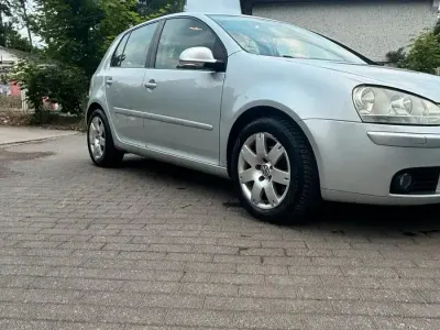 Gebraucht VW Golf V 116 PS (85 kW) 2007 Silber Kleinwagen