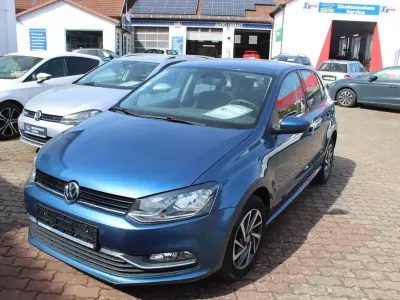 Usata VW Polo Sound 96 CV (70 kW) 2017 Blu Utilitaria