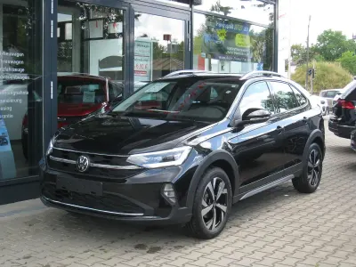 Gebraucht VW Taigo Style 110 PS (80 kW) 2023 Deep black perleffekt SUV