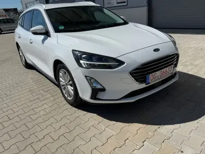 Second-hand Ford Focus Titanium X 150 CP (110 kW) 2020 Alb Berlinǎ
