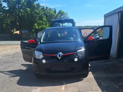 Gebraucht Renault Twingo 72 PS (52 kW) 2014 Schwarz Kleinwagen