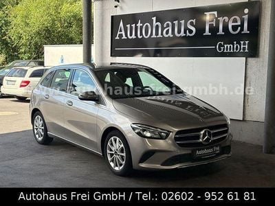Mercedes B200