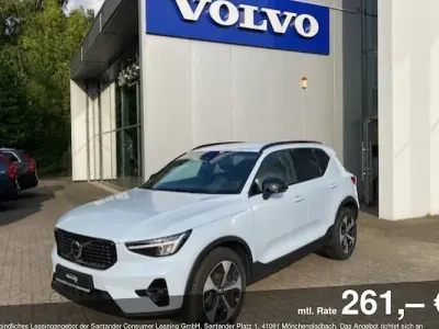 Neu Volvo XC40 163 PS (119 kW) 2026 Blau SUV