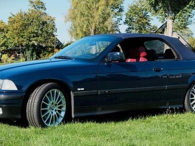 Second-hand BMW 328 Cabriolet Sport Line 193 CP (141 kW) 1997 Albastru Cabrio