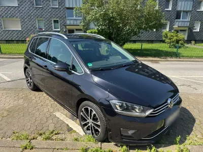 Gebraucht VW Golf Sportsvan Highline 125 PS (91 kW) 2014 Schwarz Van / Kleinbus