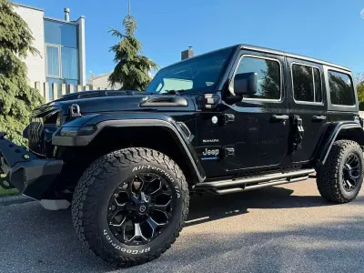 Occasion Jeep Wrangler Sahara 381 ch (280 kW) 2023 Noir SUV