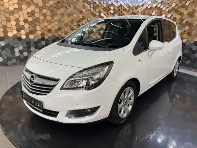 Gebraucht Opel Meriva Innovation 140 PS (102 kW) 2016 Weiß Van / Kleinbus