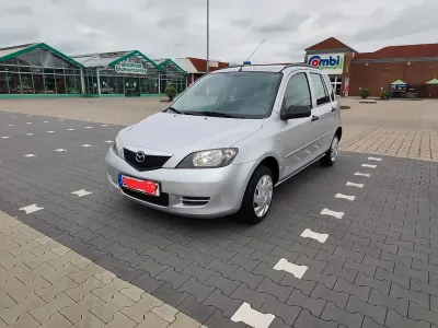 Gebraucht Mazda 2 Active 80 PS (58 kW) 2004 Silber Kleinwagen