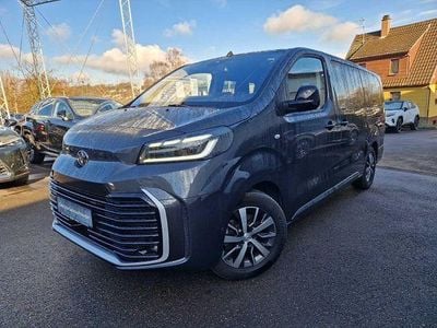Titanium grey Gebraucht 2025 Toyota Proace Team Van / Kleinbus | 44.990 € (Fairer Preis)