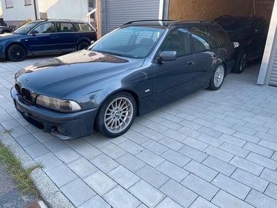 BMW 528
