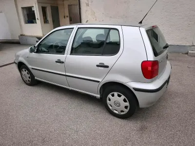 Gebraucht VW Polo 60 PS (44 kW) 2001 Silber Kleinwagen