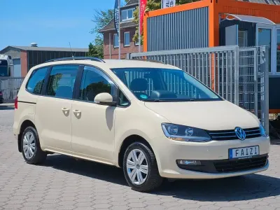 Gebraucht VW Sharan Trendline 150 PS (110 kW) 2017 Beige Van / Kleinbus
