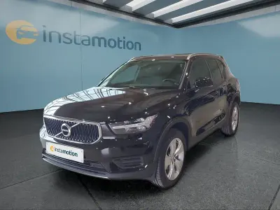 Gebraucht Volvo XC40 Momentum 163 PS (119 kW) 2022 Schwarz SUV