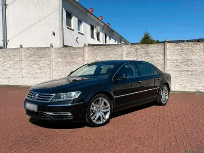 Usata VW Phaeton 240 CV (176 kW) 2011 Nero Berlina