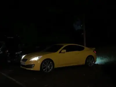 Brugt Hyundai Genesis 303 HK (222 kW) 2012 Gul Coupe