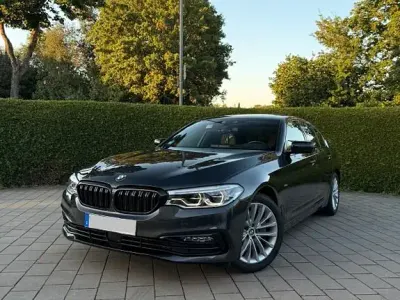 Gebraucht BMW 540 Sport Line 340 PS (250 kW) 2018 Grau Limousine