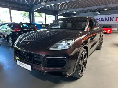 Gebraucht Porsche Cayenne E-Hybrid Coupe 462 PS (339 kW) 2020 Braun SUV