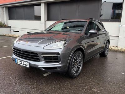 Grau Gebraucht 2018 Porsche Cayenne S Chrono SUV | 51.940 € (Fairer Preis)