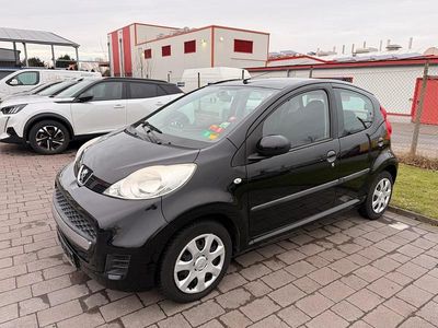 Gebraucht Peugeot 107 68 PS (50 kW) 2009 Schwarz Kleinwagen