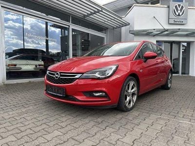 Usata Opel Astra Innovation 200 CV (147 kW) 2016 Rosso Berlina