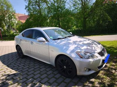 Lexus IS220d