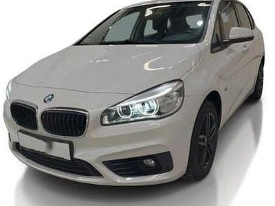 Gebraucht BMW 220 Sport Line 192 PS (141 kW) 2016 Weiß Kombi