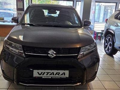 Neu Suzuki Vitara Comfort+ 116 PS (85 kW) 2025 Titan dark gray SUV