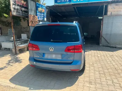 Gebraucht VW Touran 170 PS (125 kW) 2012 Blau Van / Kleinbus