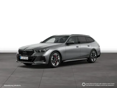 Gebraucht BMW 540 M Sport 286 PS (210 kW) 2025 Grau Kombi