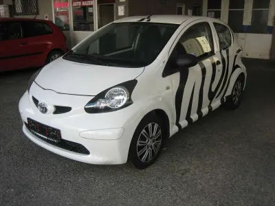 Gebraucht Toyota Aygo Basis 68 PS (50 kW) 2008 Weiß Kleinwagen