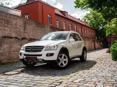 Gebraucht Mercedes ML280 190 PS (139 kW) 2008 Weiß SUV