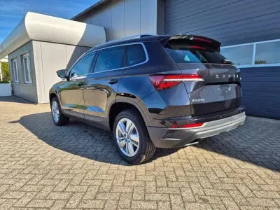 Nuova Skoda Karoq Selection 150 CV (110 kW) 2026 Nero SUV