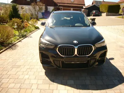 Gebraucht BMW X1 M Sport 220 PS (161 kW) 2021 Schwarz SUV