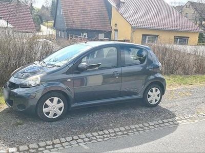 Usata Toyota Aygo 68 CV (50 kW) 2009 Grigio Utilitaria